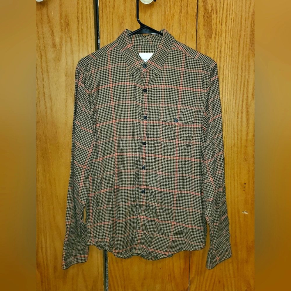 American Eagle Button Up